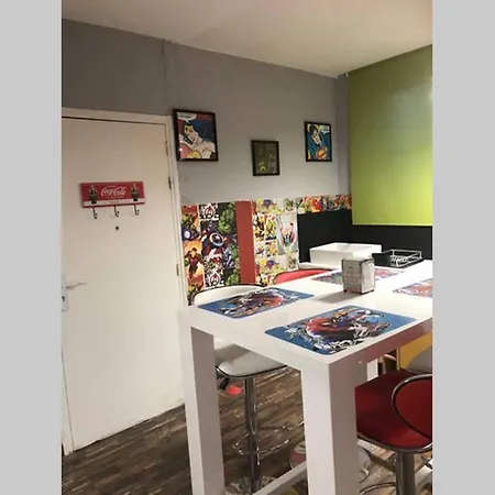 Apartmán Style Pop Art Avec Garage Centre Historique *