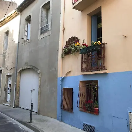 Style Pop Art Avec Garage Centre Historique Béziers